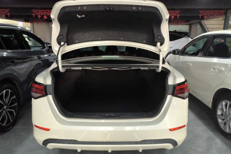 Used Nissan Sylphy 2021 1.6L XL CVT Enjoyment Edition Trunk