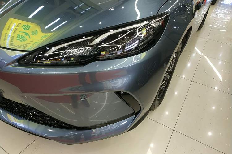 Used BYD Seal 05 DM-i 2025 DM-i Intelligent Drive 120KM Flagship Model Left Front Headlight