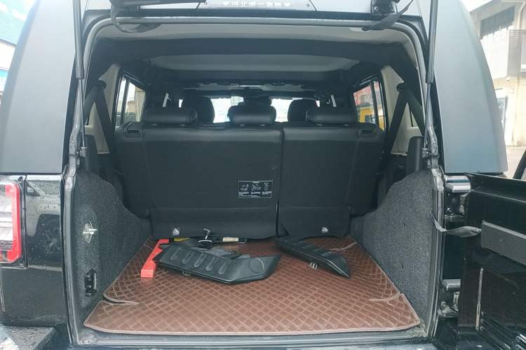 Used BAIC Off-Road BJ40 2023 2.0T Automatic Four-Wheel Drive Urban Hunter Edition Chivalrous Type