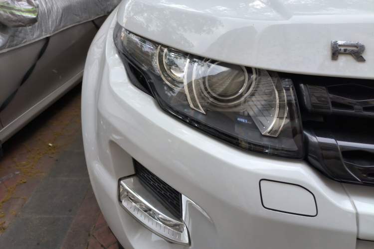 Used Land Rover Range Evoque 2013 2.0T 5-Door Ignite Edition Right Front Headlight