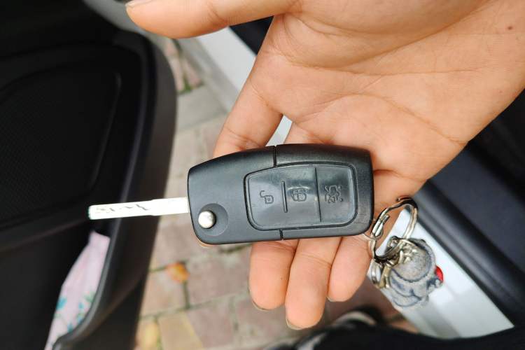 Used Ford Fiesta 2013 Hatchback 1.5L Automatic Prestige Model Vehicle Key