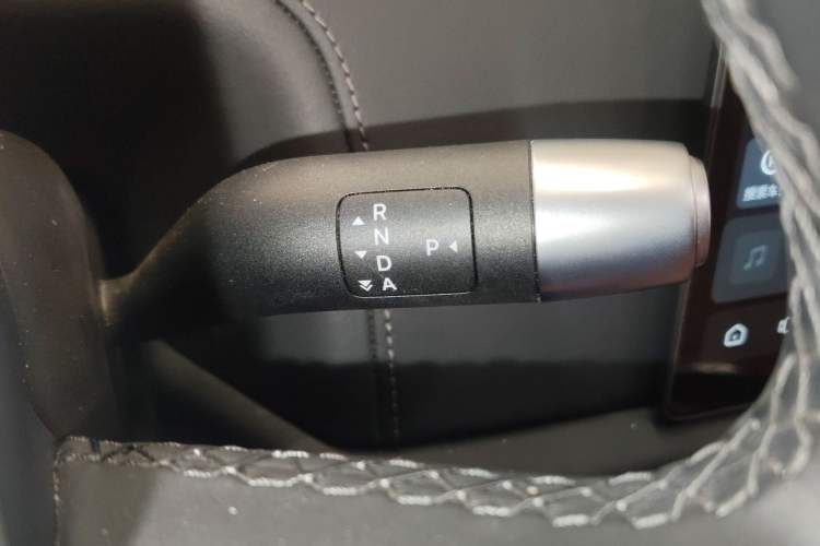 Used Li Auto L9 2024 Pro Model Gear Lever