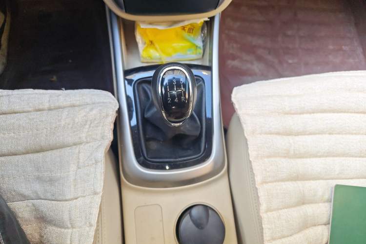 Used Changan Eado 2015 1.6L Manual Luxury Model China IV Standard