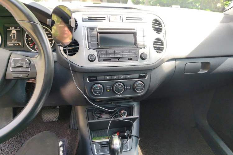 Used Volkswagen Tiguan 2016 280TSI Automatic Two-Wheel Drive Silk Road Comfort Edition
