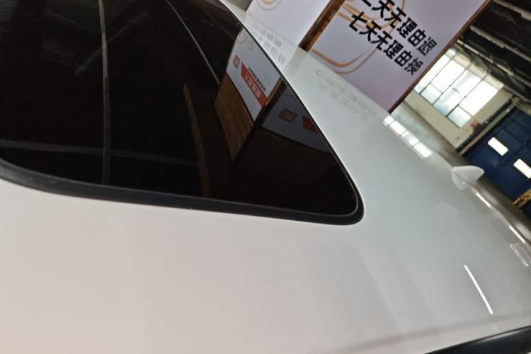 Used Honda Jade 2017 1.8L automatic Comfort version 5 seats
