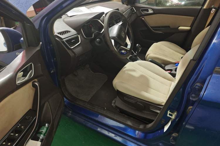 Used Baojun 310W 2017 1.5L Manual Comfort Version China V
