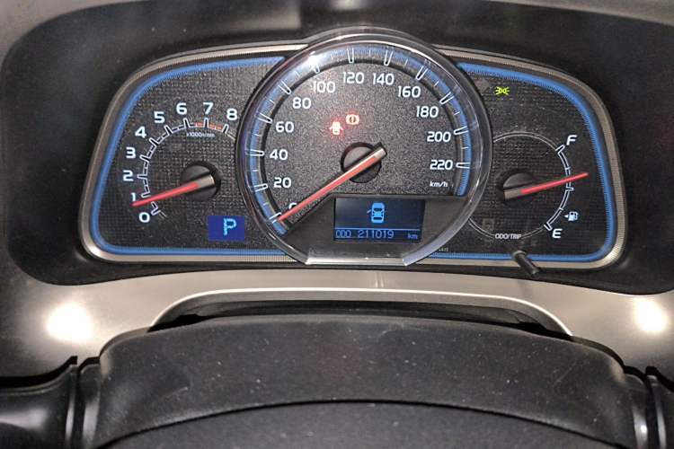 Used Toyota RAV4 2013 2.5L Automatic 4x4 Luxury Edition Odometer Close Up