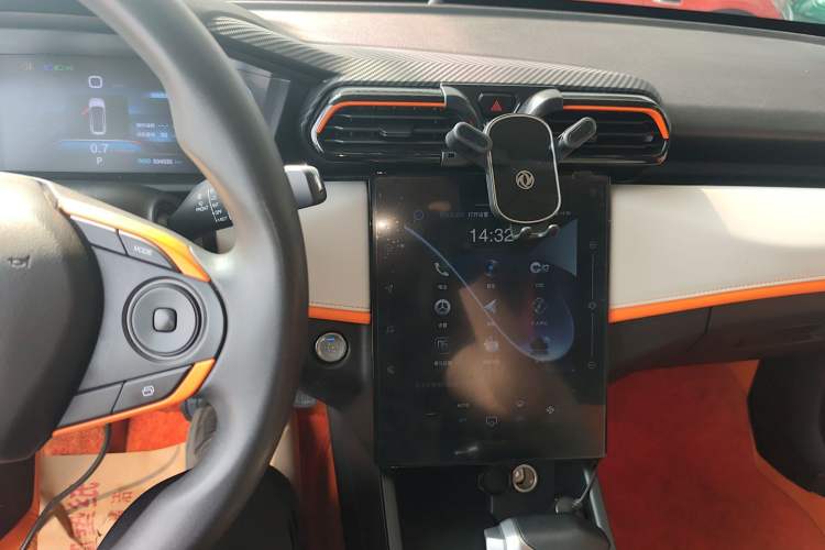 Used Dongfeng Aeolus Yixuan 2023 1.5L Automatic Glory Edition Audio And AC Panel