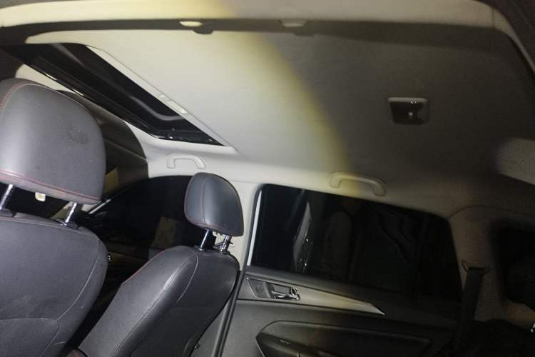 Used Changan CS75 2014 1.8T Automatic Elite Model China IV Standard
