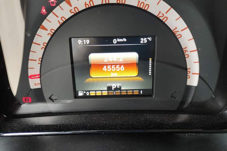 Used smart fortwo 2018 1.0L 52kW Hardtop Passion Edition China V Standard
