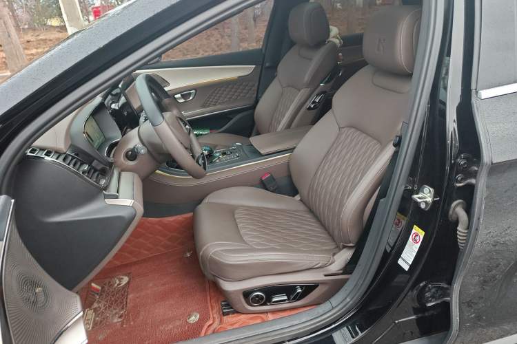 Used BYD Han 2023 EV Champion Edition 605KM Front-Drive Premium Model
