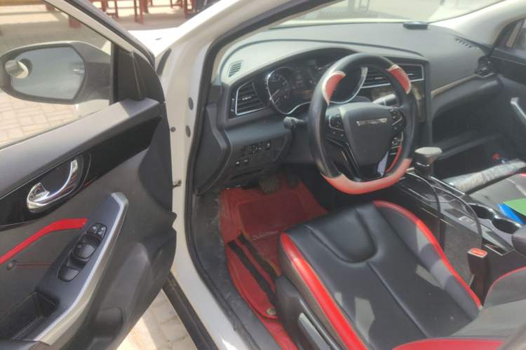 Used Venucia D60 2020 1.6L XL CVT Enjoyment Edition