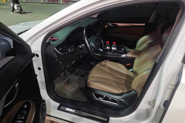 Used Geely Auto Emgrand GT 2018 1.5T MHEV Yaozhi Edition
