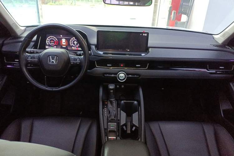 Used Honda Inspire 2023 260TURBO Deluxe Edition Center Console