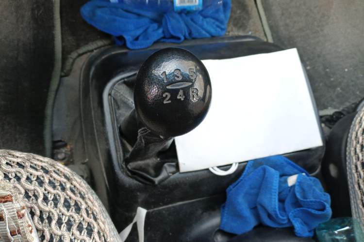 Used JAC Group Refine 2011 2.0L Shuttle Gasoline Comfort Edition HFC4GA3