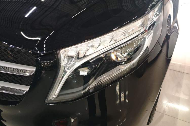 Used Mercedes-Benz V-Class 2021 V 260 Prestige Edition