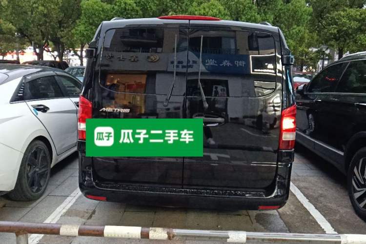 Used Mercedes-Benz V-Class  Rear