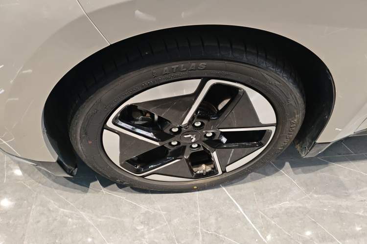 Used Wuling Xingguang 2024 Co-Creation Edition 510 Advanced Model