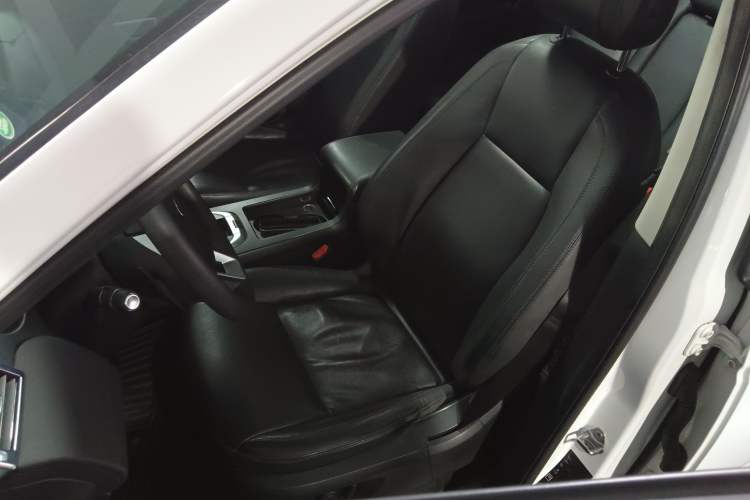 Used Land Rover Discovery Sport 2018 200 PS PURE Edition