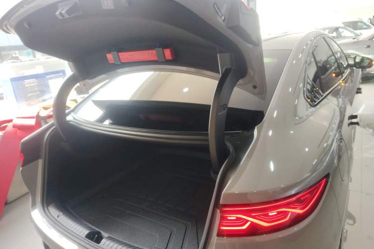 Used BYD Han 2025 DM-i Intelligent Driving Edition 125KM LiDAR Flagship Model
