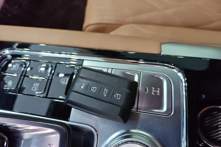 Used Tank 500 New Energy 2023 Hi4-T
