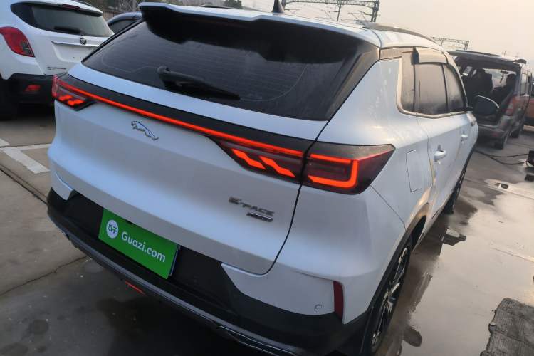 Used Dongfeng Aeolus Huge 2022 Mach Dual-Motor 1.5T MHD Dare-to-Dream Edition