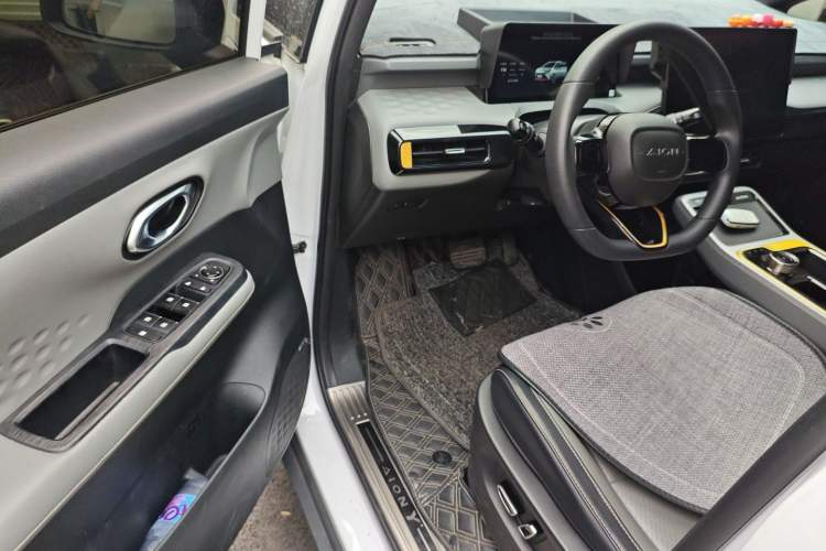 Used AION Y 2021 70 Intelligent Edition