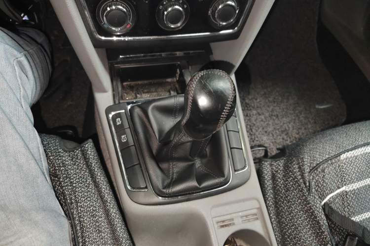 Used Skoda Superb 2013 1.4TSI Manual Shengshi Edition
