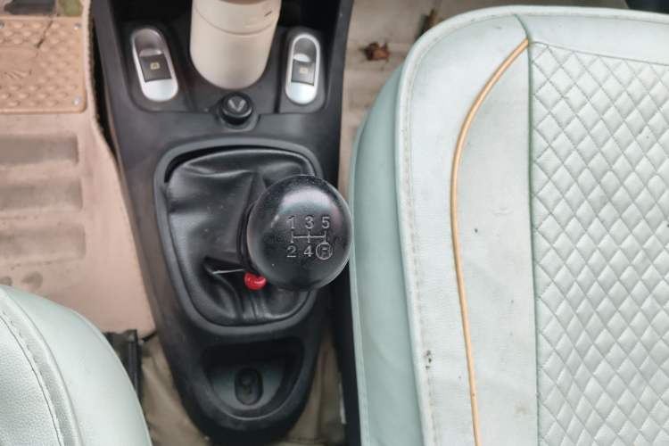 Used BYD F0 2011 Shangku Edition 1.0L XuanKu Model