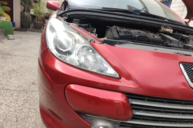 Used Peugeot 307 2010 Hatchback 1.6L Automatic Comfort Edition Right Front Headlight