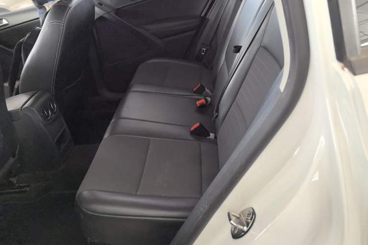 Used Volkswagen Tiguan 2017 300TSI Automatic Two-Wheel Drive Silk Road Luxury Edition