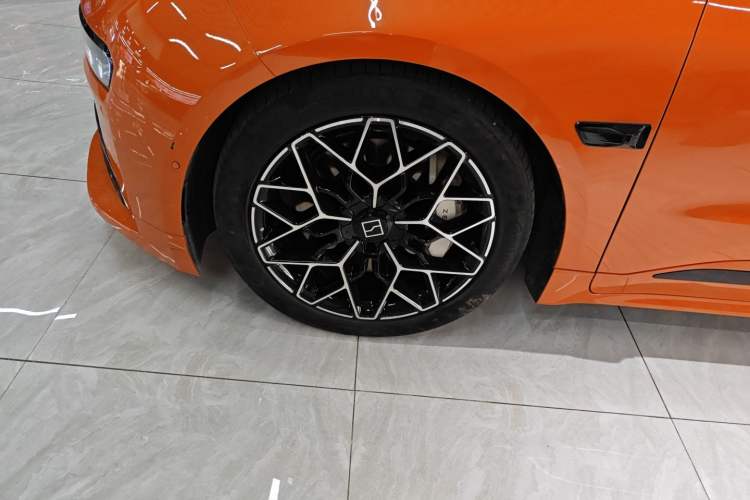 Used Zeekr 001 2024 YOU Edition 100 kWh All-Wheel Drive Left Front Wheel Hub