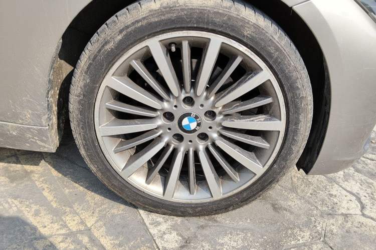 Used BMW 3 Series 2019 320Li Fashion Model
