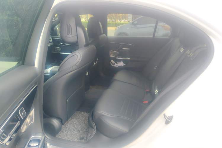 Used Mercedes-Benz C-Class 2023 Restyled C 260 L Night Edition Sports Version Left Rear Seat