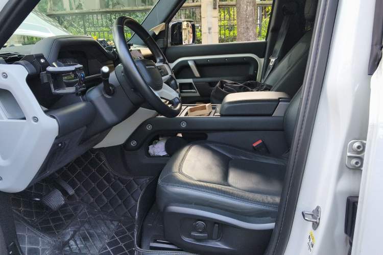 Used Land Rover Defender 2023 110 3.0T P400 X-DYNAMIC HSE
