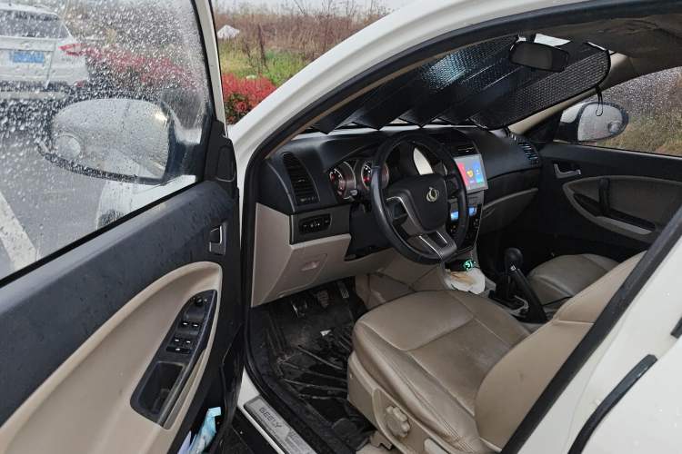 Used Geely Auto GX7 2012 1.8L Manual Elite Model Driver Seat