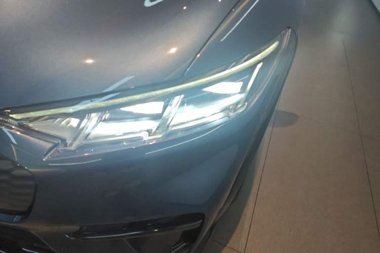 Used Ford Mustang Mach-E 2021 AION Y Plus Rear-Drive Luxury Edition (Long Range)
