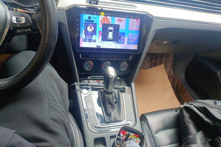 Used Volkswagen Magotan 2017 330TSI DSG Leading Model
