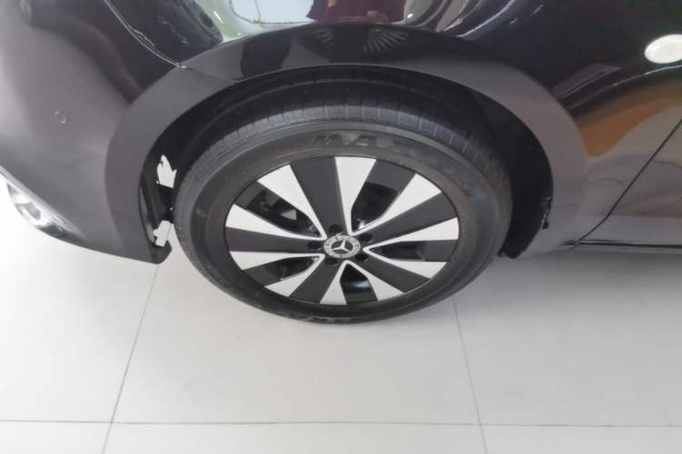 Used Mercedes-Benz Vito 2021 2.0T Business Version 7 Seats Left Front Wheel Hub