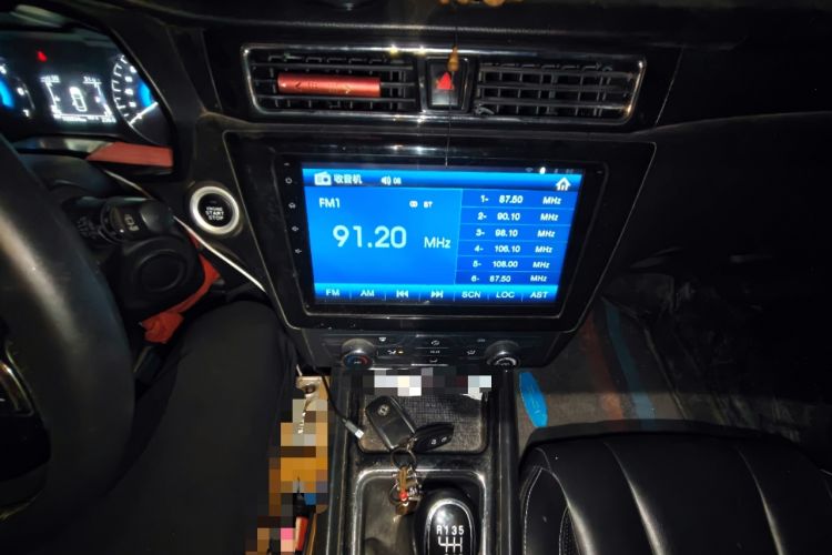 Used Dongfeng Fengon 580 2016 1.5T Manual Luxury Edition
