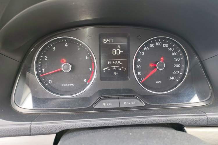 Used Volkswagen Lavida 2013 Restyled Classic 1.6L Manual Comfort Edition Instrument Cluster