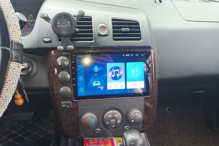 Used Roewe W5 2014 1.8T 2WD Automatic Tharu Special Edition Audio And AC Panel