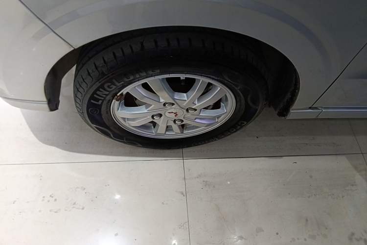 Used Wuling Hongguang 2019 1.5L S Standard Version China VI LAR
