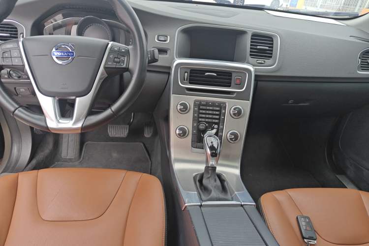 Used Volvo S60 2016 S60L T4 Zhiyuan Edition