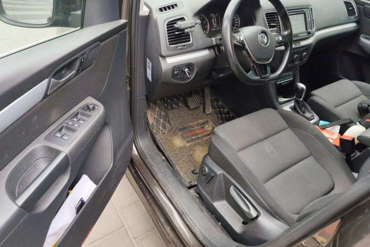 Used Volkswagen Sharan 2016 380TSI Comfort Edition 7-Seater
