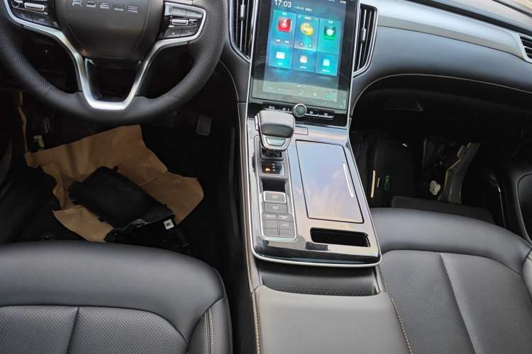 Used Roewe i6 MAX New Energy 2022 EV 500 Grand Touring Edition with Sunroof