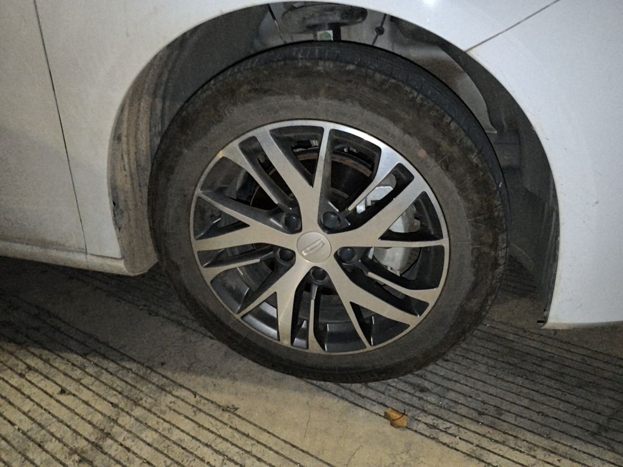Geely Auto Emgrand 2026 Model 4th Generation 4 Millionth Anniversary Edition 1.5L CVT Overdrive Edition — снимка 10