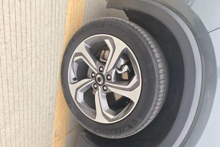 Used CIIMO M-NV 2021 Shangcheng Edition Left Front Wheel Hub