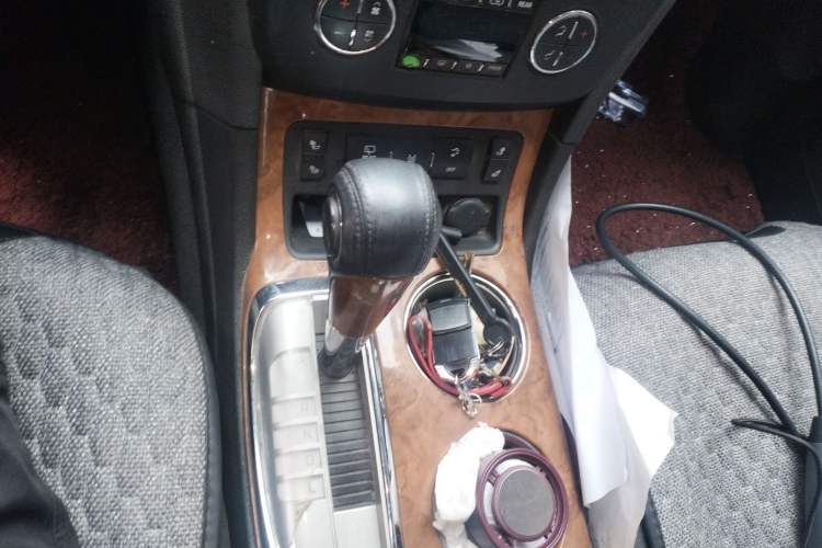 Used Buick Enclave 2013 3.6L Two-Wheel-Drive Elegance Edition