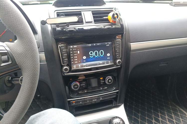 Used Haval H5 Classic 2018 Classic Edition 2.0T Manual 4x4 Prestige Model Audio And AC Panel